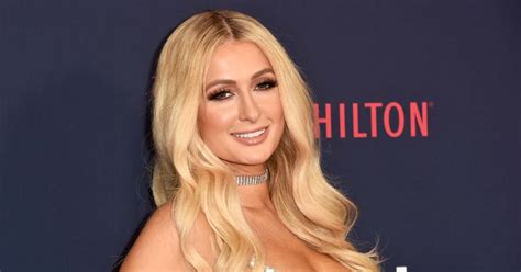 paris hilton slip|Paris Hilton Suffers Wardrobe Malfunction, Goes。